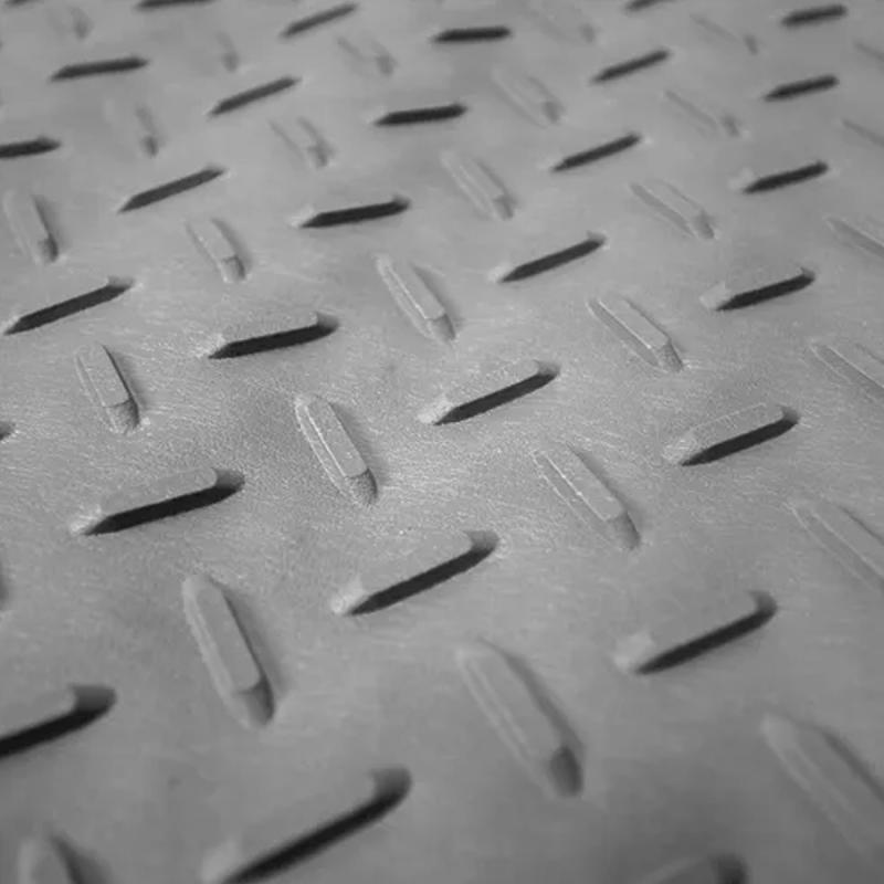 Imagen ilustrativa de ALFOMBRA DE PVC PARA BAUL NEGRA 110CM X 140CM