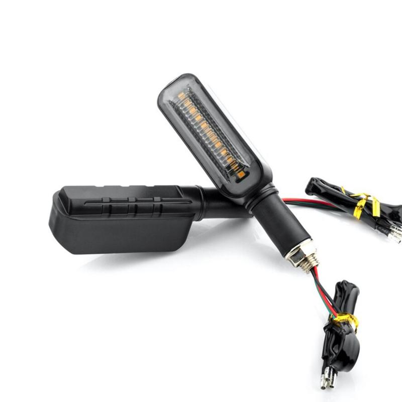 Imagen ilustrativa de FARO DE GIRO UNIVERSAL AMBAR SECUENCIAL 12V 5W 1500 LUX JUEGO 2 UNIDADES