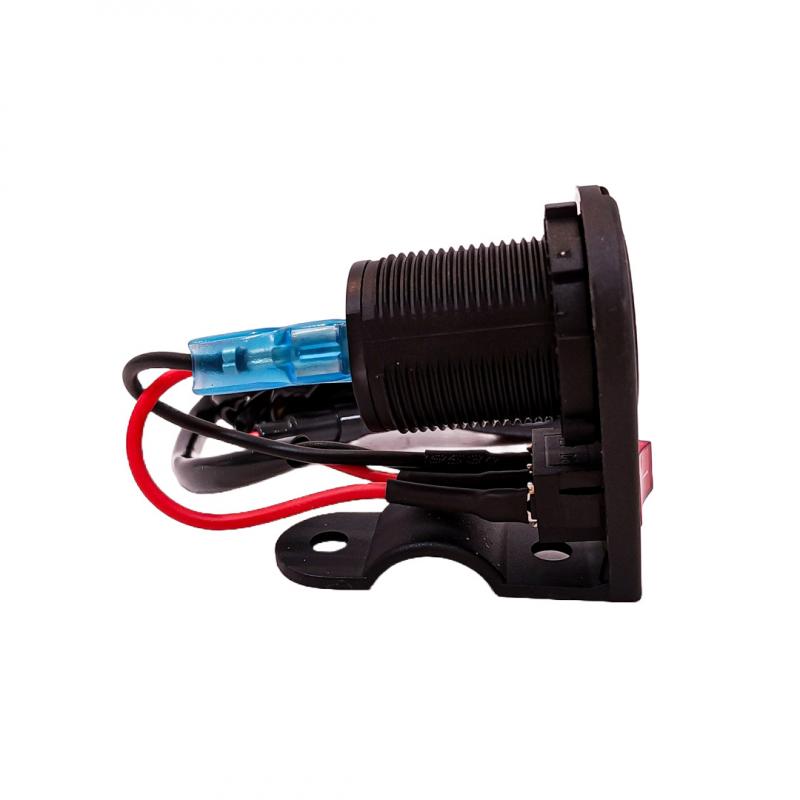 Imagen ilustrativa de TOMA 12V USB DUAL 5V - 3.1A CON INTERRUPTOR DE ENCENDIDO USO ESPECIAL PARA MOTOS