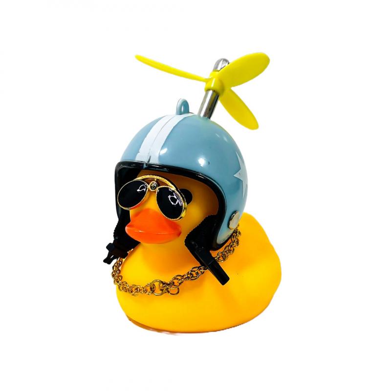 Imagen ilustrativa de CASCO CELESTE DIBUJO ESTRELLA CON ANTEOJOS, CADENA Y HELICE