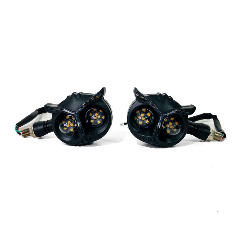 Imagen ilustrativa de FARO DE GIRO UNIVERSAL AMBAR SECUENCIAL 12V 5W 1500 LUX JUEGO 2 UNIDADES lechuza