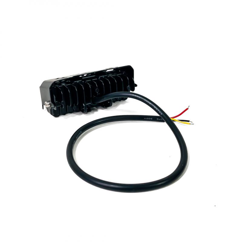 Imagen ilustrativa de RECTANGULAR TRIPLE LUPA COLOR BLANCO Y AMBAR 12V / 24V MEDIDAS 10,4 CM * 4,3 CM * 3,8 CM