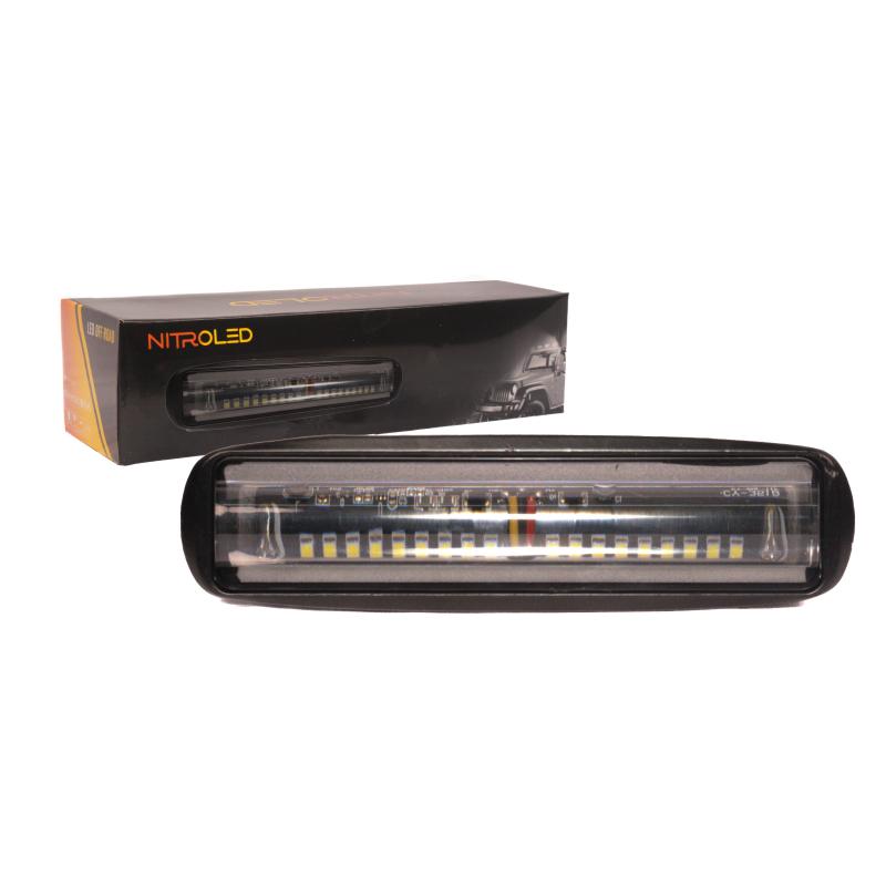 Imagen ilustrativa de FARO RECTANGULAR FLASH 18W 12/24V  WATERPROOF IP67 OFF ROAD - MEDIDAS 16 x 4 x 4 cm