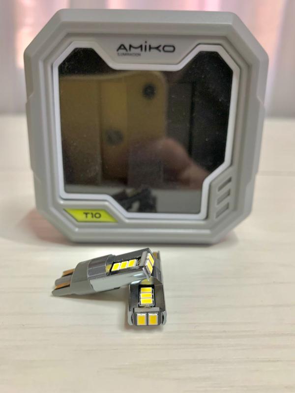 Imagen ilustrativa de T10 AMIKO BLANCO 12V Y 24V