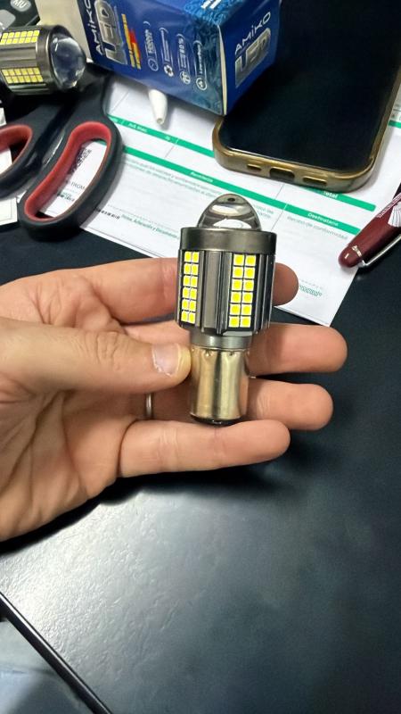 Imagen ilustrativa de LAMPARA LED SUPER LUPA BOSCH - OFF ROAD